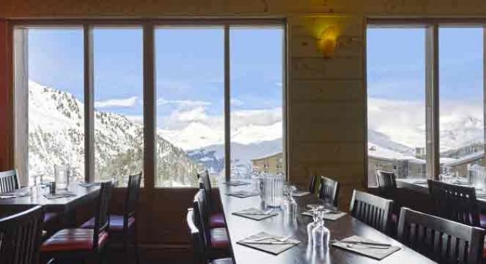 Hotel Les Melezes, Les Arcs: 2000 ski chalet, image 3